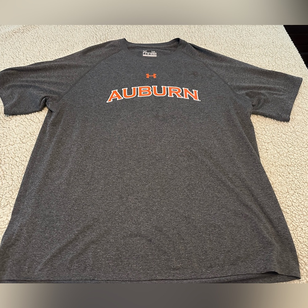 Under Armor Auburn University Loose Heat Gear Short Sleeve Shirt, Size XL